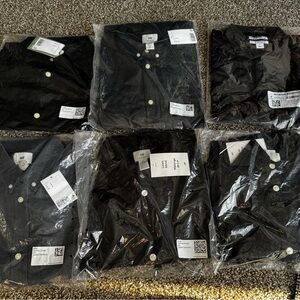 5 H&M and 1 Amazon basics men’s dress shirts